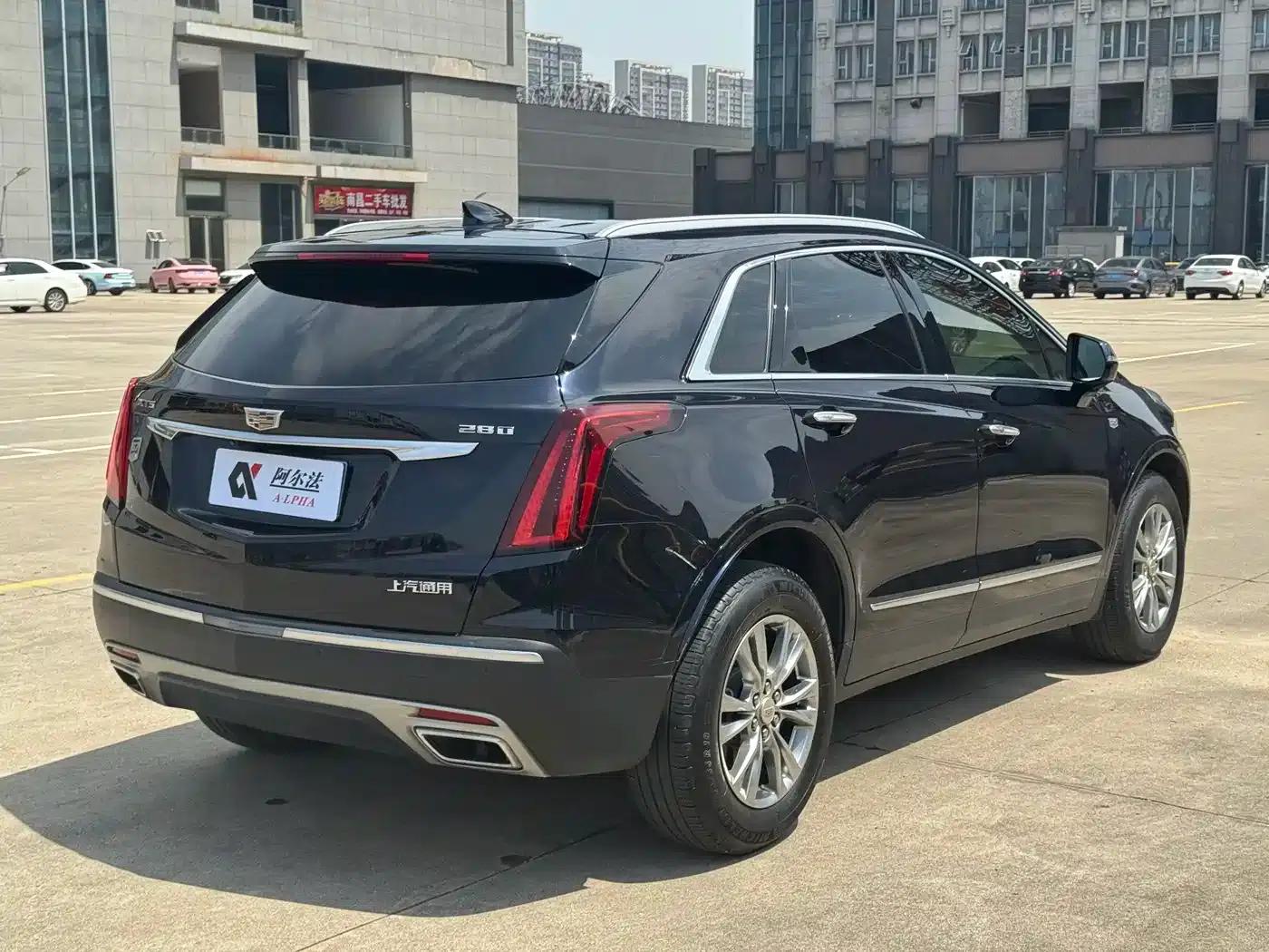 Cadillac XT5 2021 2.0T 2WD Luxury — миниатюра 4