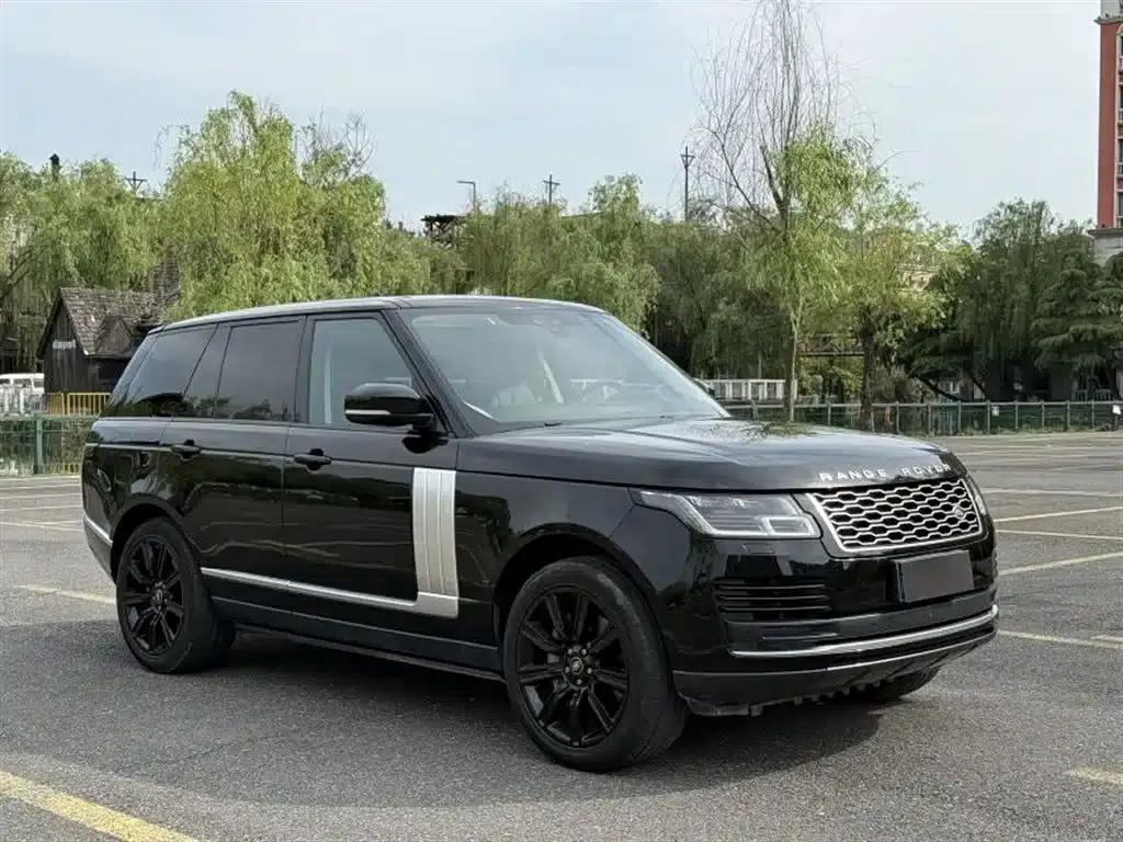 Range Rover 2021 3.0 L6 Legendary Edition — миниатюра 5