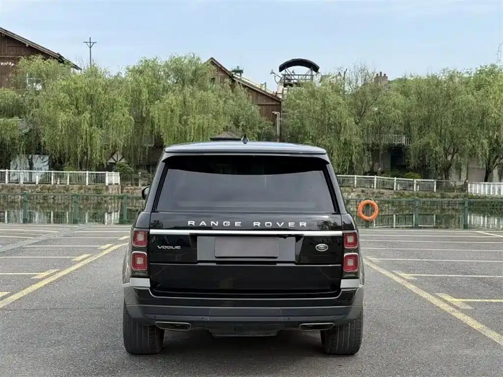 Range Rover 2021 3.0 L6 Legendary Edition — миниатюра 7