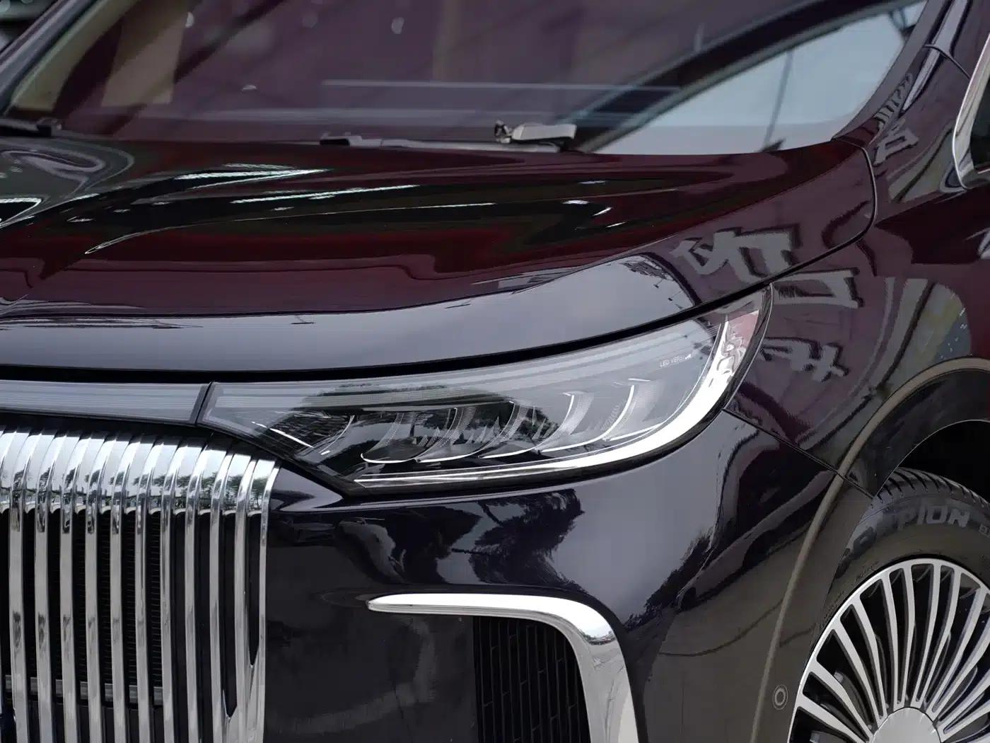 Voyah Dreamer 2025 PHEV AWD Flagship Kunpeng Edition — миниатюра 3