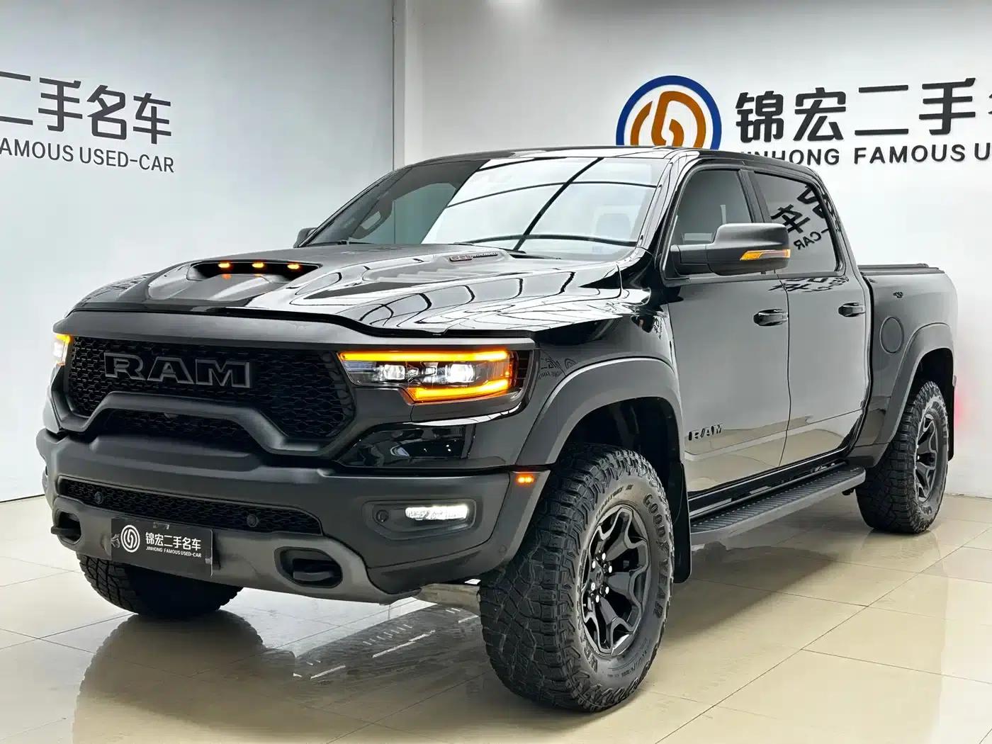 RAM Trucks Tyrannosaurus Rex 2023 6.2T US Spec — миниатюра 1