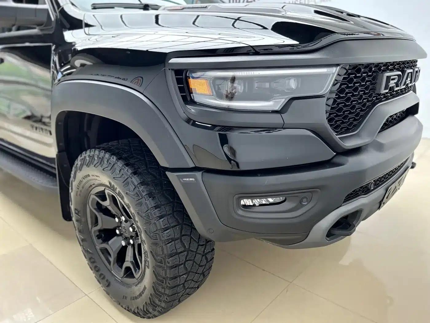 RAM Trucks Tyrannosaurus Rex 2023 6.2T US Spec — миниатюра 22