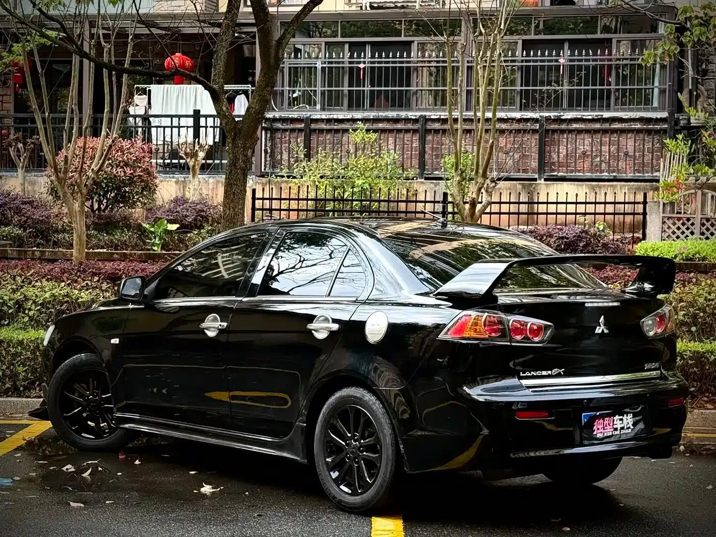 Lancer EX 2012 Luxury Edition 1.8L Manual — миниатюра 12