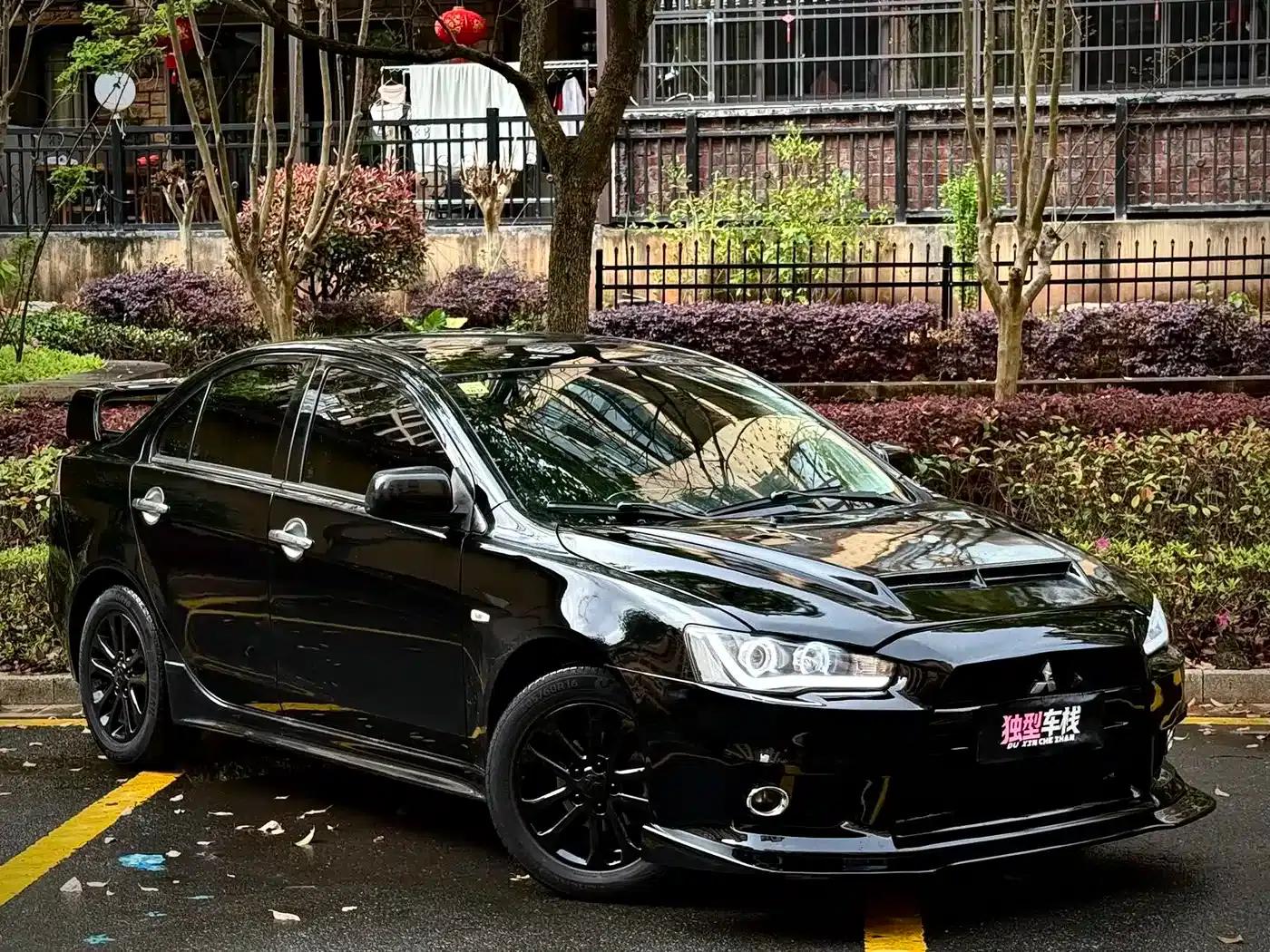 Lancer EX 2012 Luxury Edition 1.8L Manual — миниатюра 3