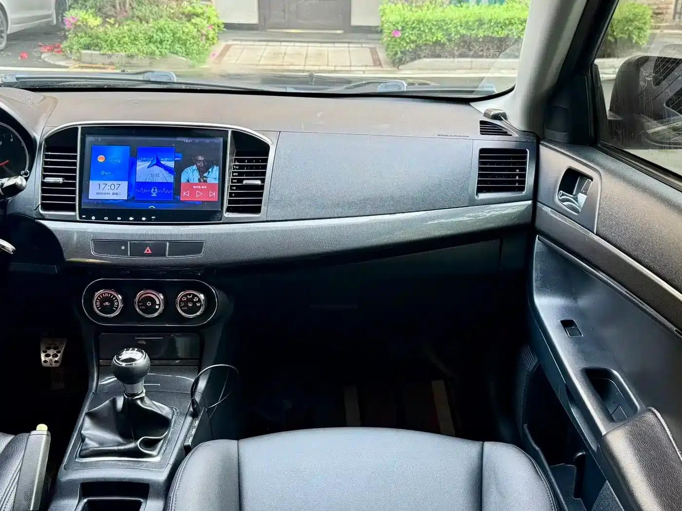 Lancer EX 2012 Luxury Edition 1.8L Manual — миниатюра 7