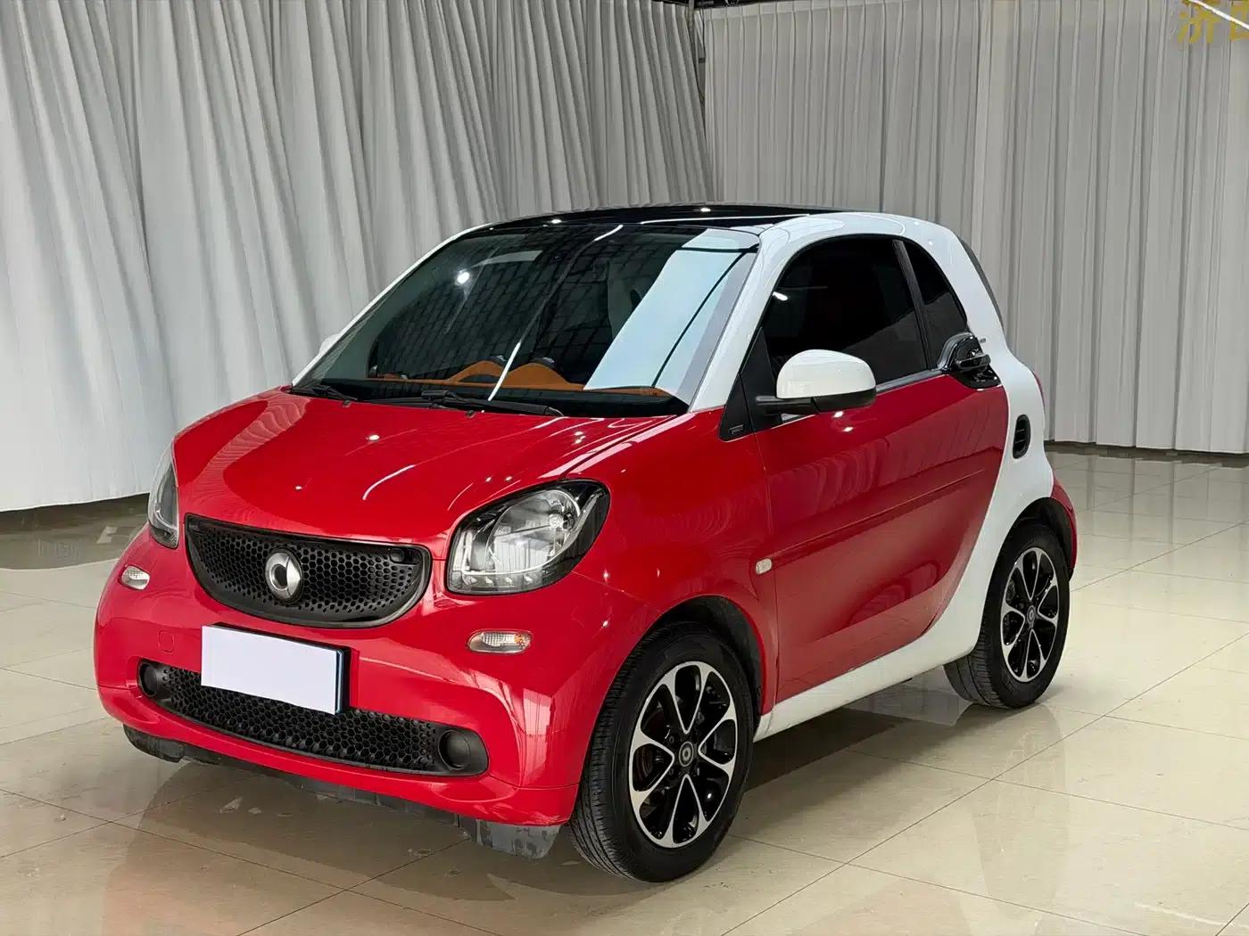 2018 Smart Fortwo 1.0L 52kW Hardtop Passion Edition (National V Emission Standard) — миниатюра 1