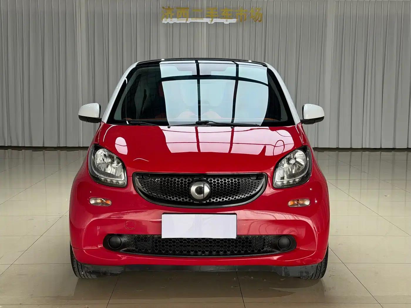 2018 Smart Fortwo 1.0L 52kW Hardtop Passion Edition (National V Emission Standard) — миниатюра 2