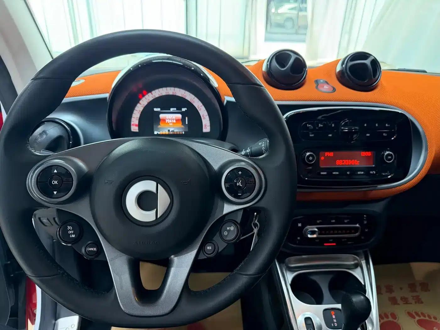 2018 Smart Fortwo 1.0L 52kW Hardtop Passion Edition (National V Emission Standard) — миниатюра 14