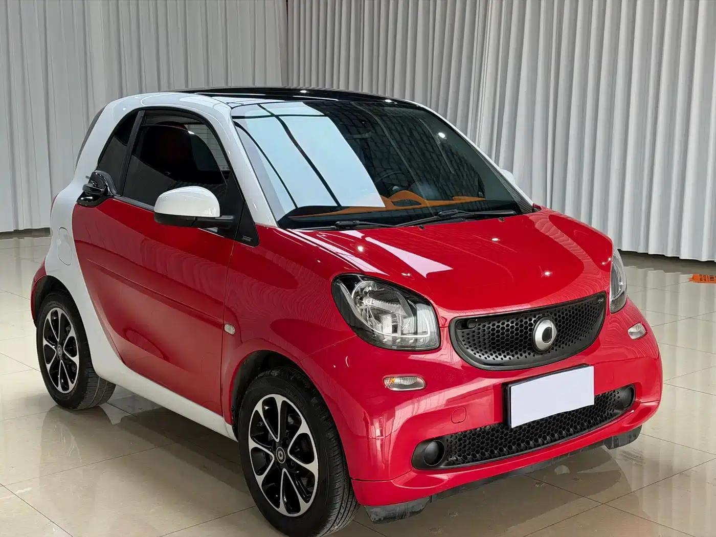 2018 Smart Fortwo 1.0L 52kW Hardtop Passion Edition (National V Emission Standard) — миниатюра 4