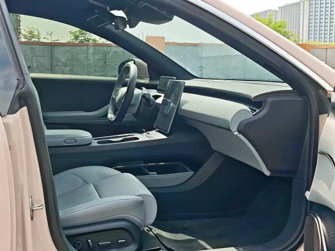 NIO ET5 2022 model 75kWh — миниатюра 11