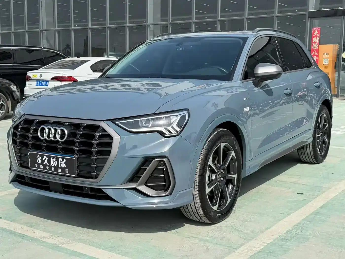 Audi Q3 2023 40 TFSI RS Package Sport Edition — миниатюра 1