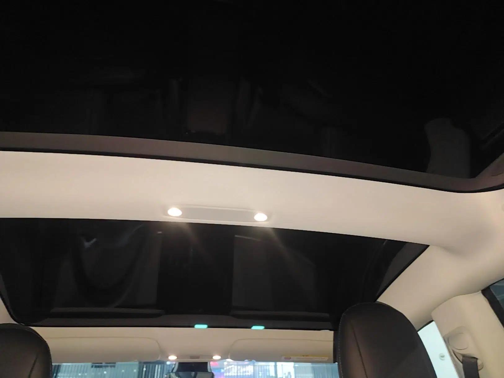 Tesla Model 3 2019 Standard Range Rear-Drive Upgraded Version — миниатюра 20