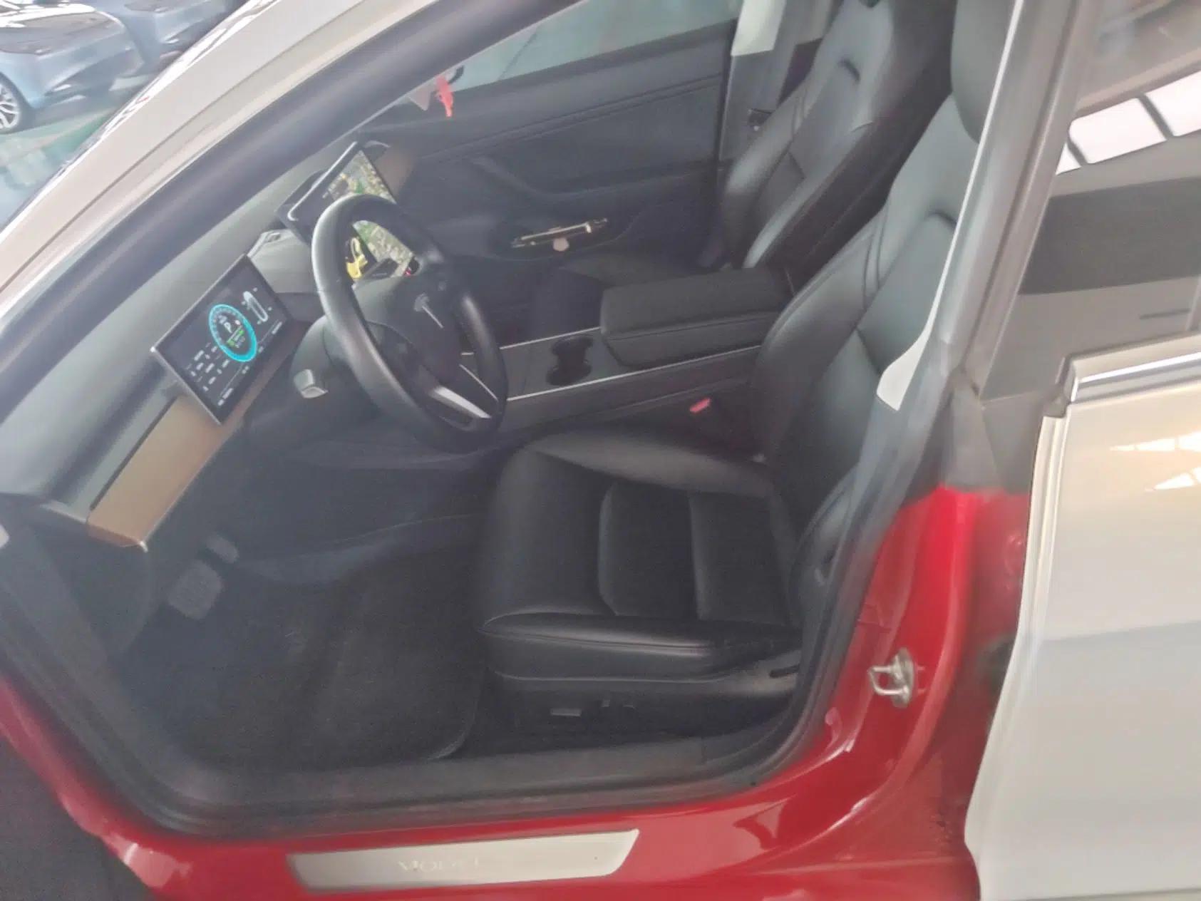 Tesla Model 3 2019 Standard Range Rear-Drive Upgraded Version — миниатюра 18