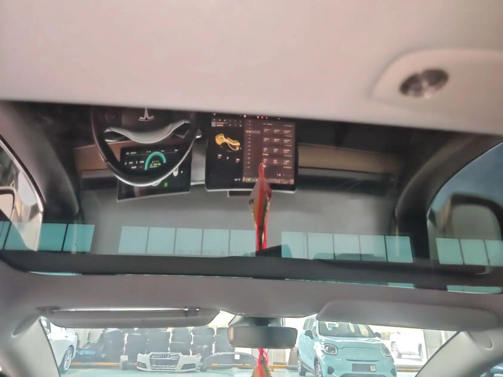 Tesla Model 3 2019 Standard Range Rear-Drive Upgraded Version — миниатюра 21