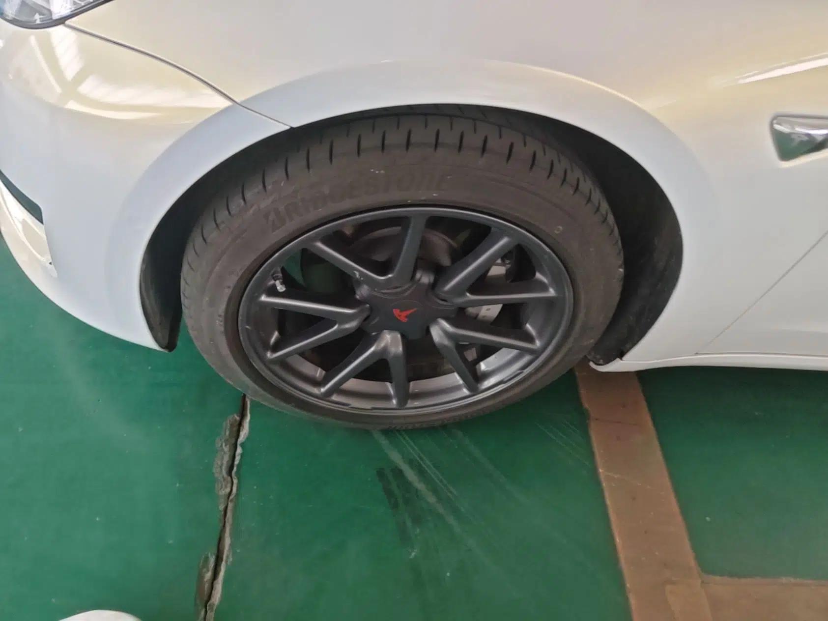 Tesla Model 3 2019 Standard Range Rear-Drive Upgraded Version — миниатюра 8