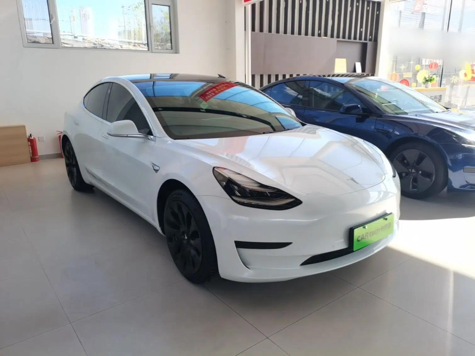 Tesla Model 3 2019 Standard Range Rear-Drive Upgraded Version — миниатюра 3
