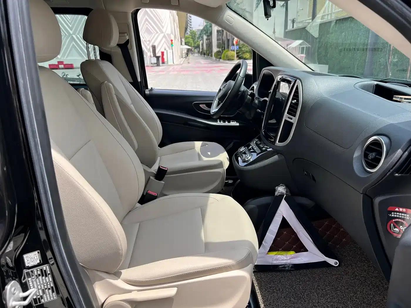 2016 Vito 2.0T Business Edition — миниатюра 12