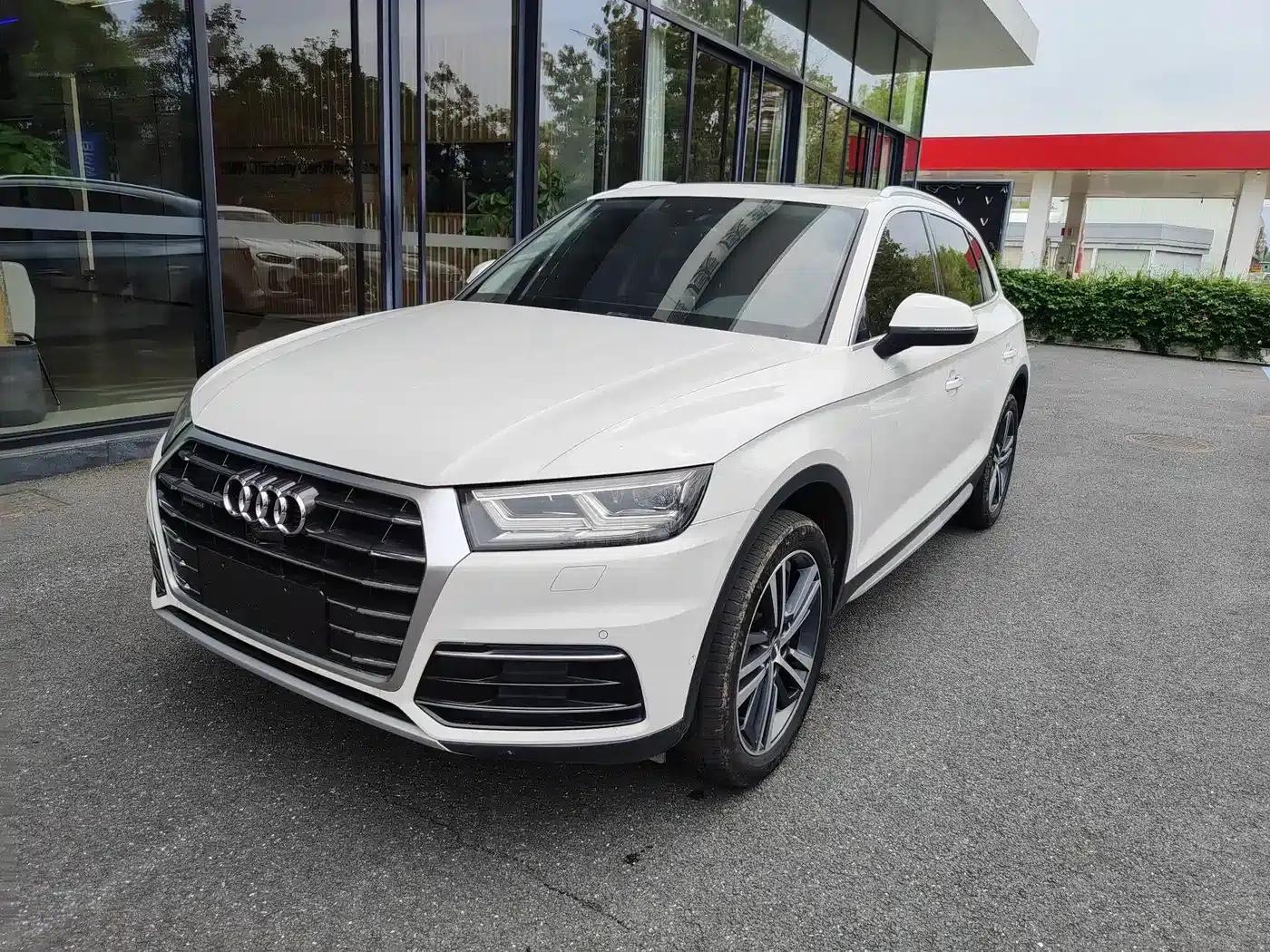 Audi Q5L 2020 45 TFSI Premium Elegance Edition — миниатюра 1