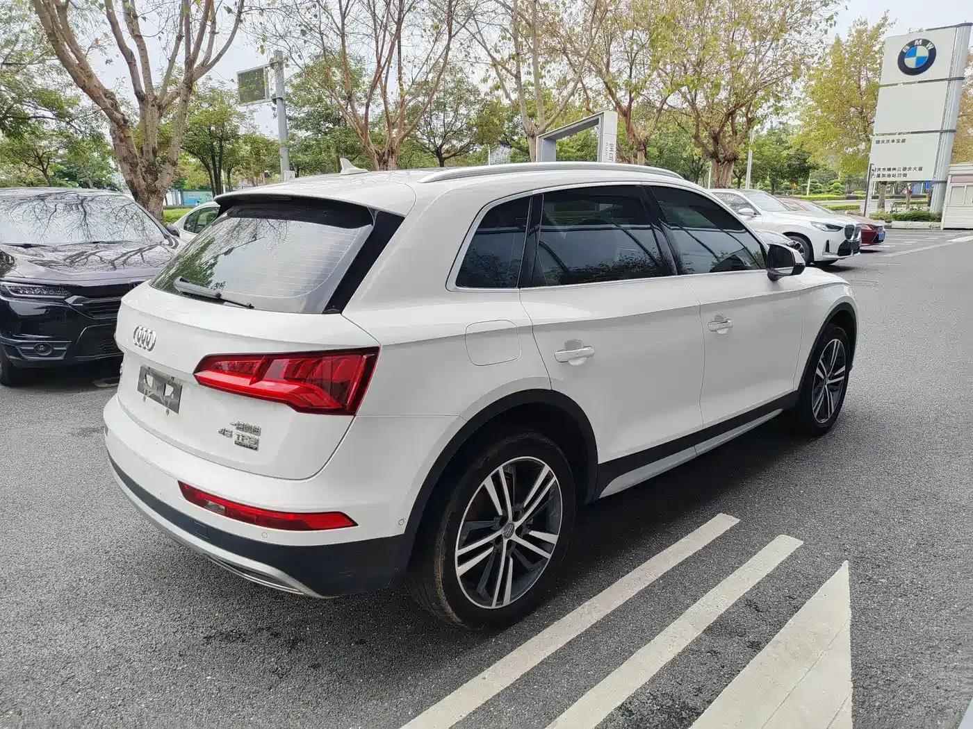 Audi Q5L 2020 45 TFSI Premium Elegance Edition — миниатюра 5