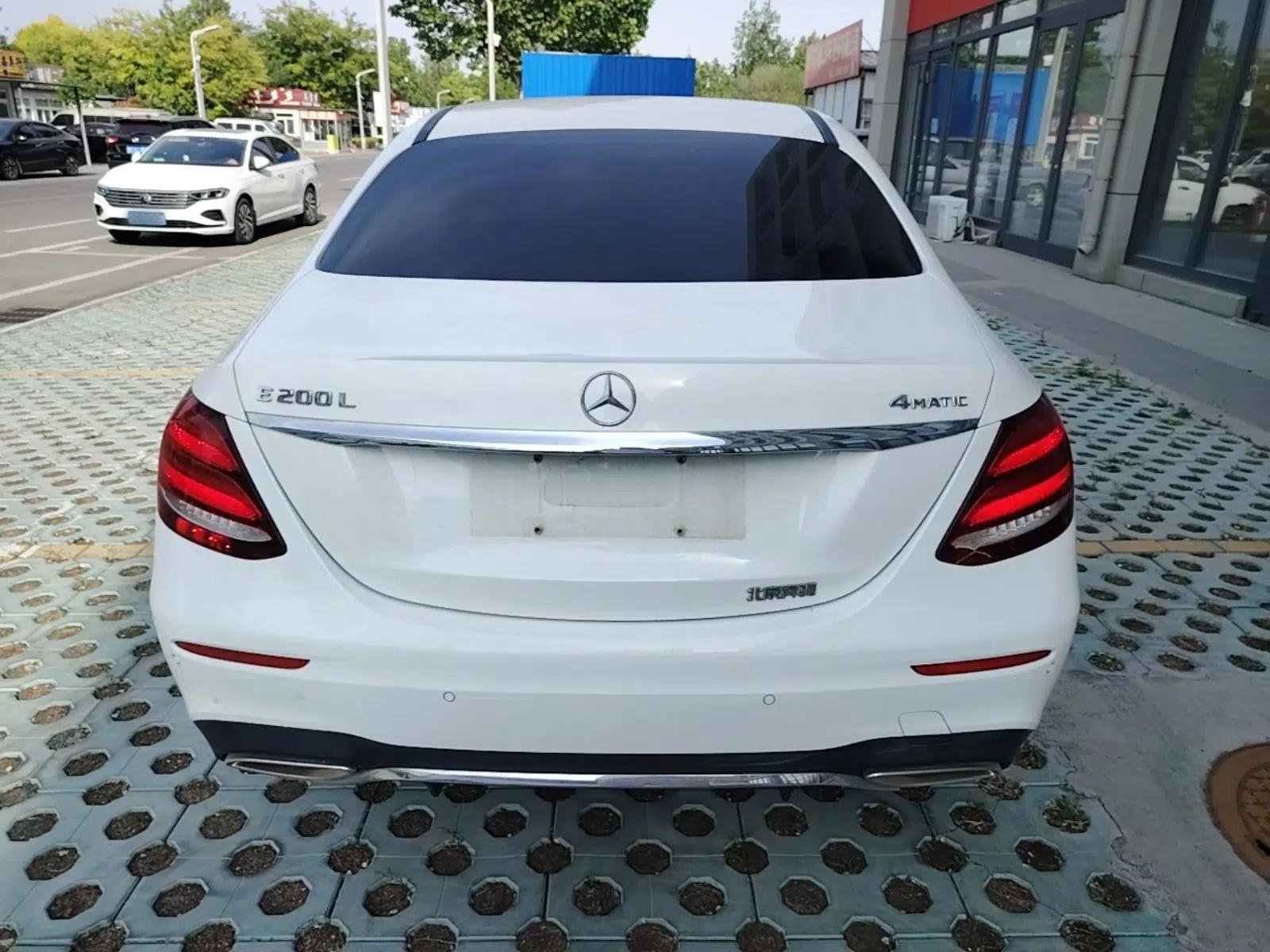 Mercedes-Benz E-Class 2018 Facelift E 200 L Sport 4MATIC — миниатюра 3