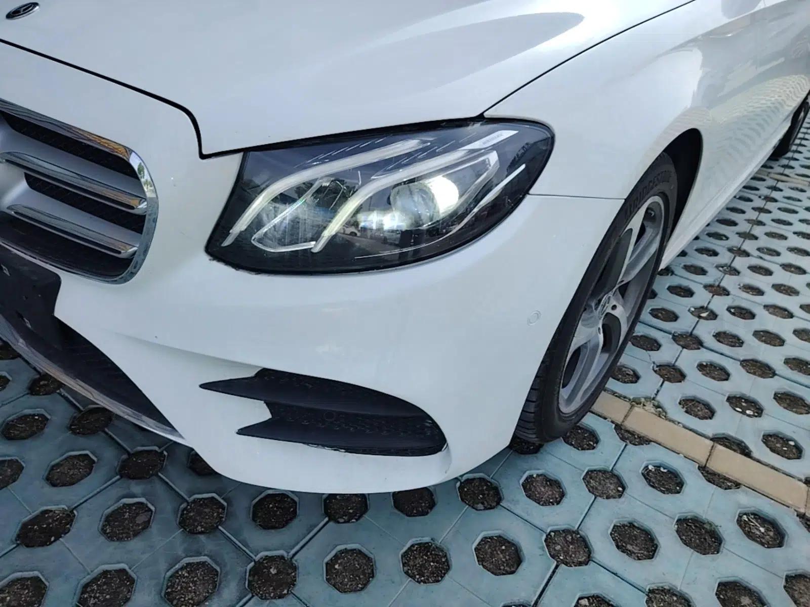 Mercedes-Benz E-Class 2018 Facelift E 200 L Sport 4MATIC — миниатюра 5