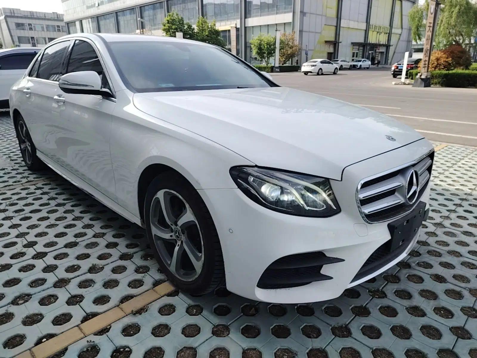 Mercedes-Benz E-Class 2018 Facelift E 200 L Sport 4MATIC — миниатюра 6