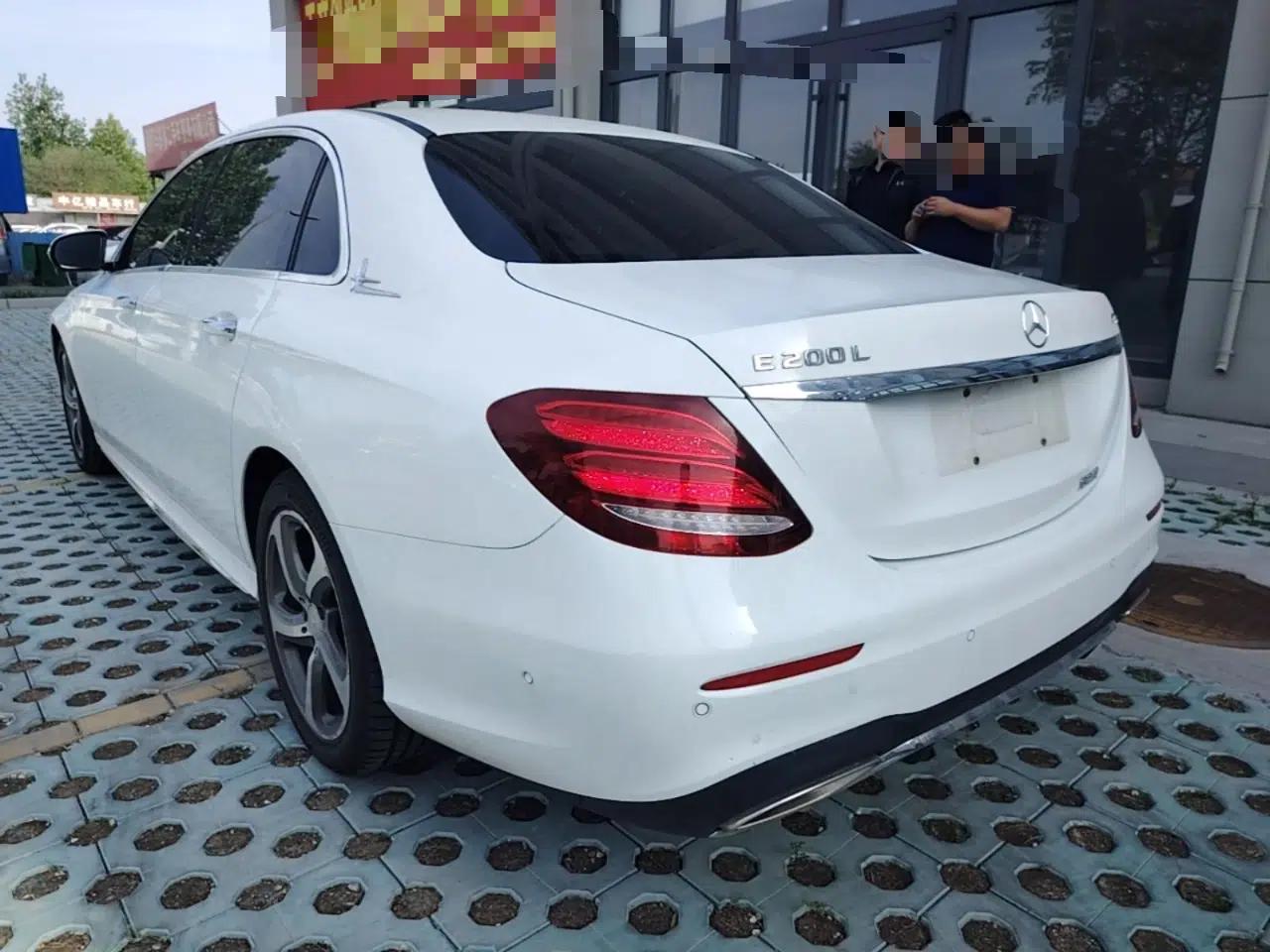 Mercedes-Benz E-Class 2018 Facelift E 200 L Sport 4MATIC — миниатюра 7