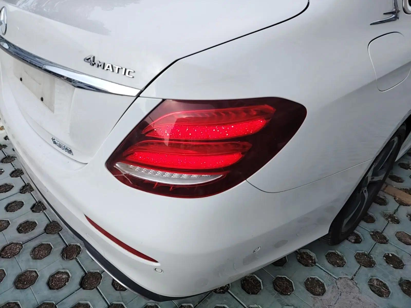 Mercedes-Benz E-Class 2018 Facelift E 200 L Sport 4MATIC — миниатюра 8
