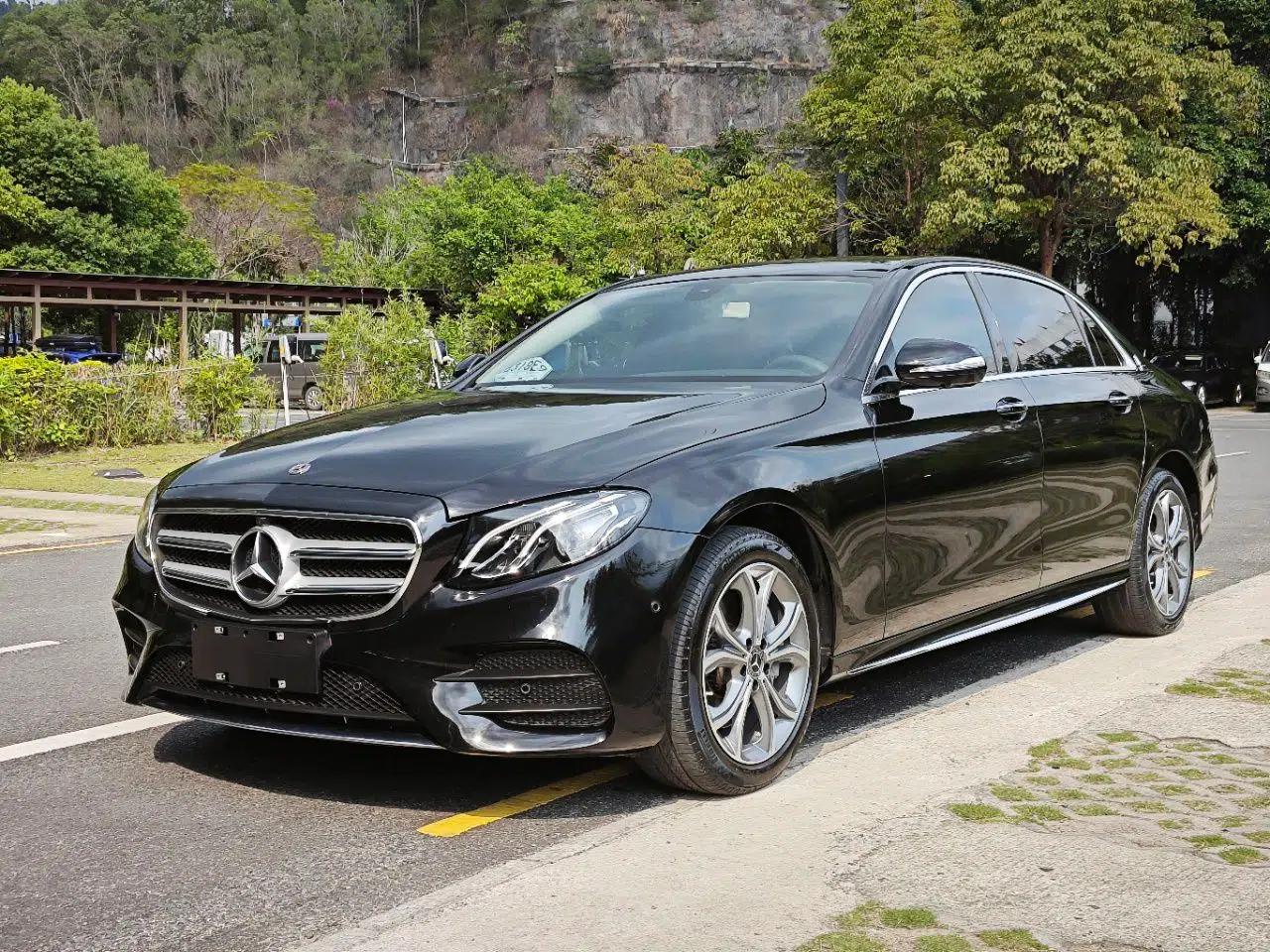 Mercedes-Benz E-Class 2020 Restyled E 300 L Sporty and Stylish Edition — миниатюра 1