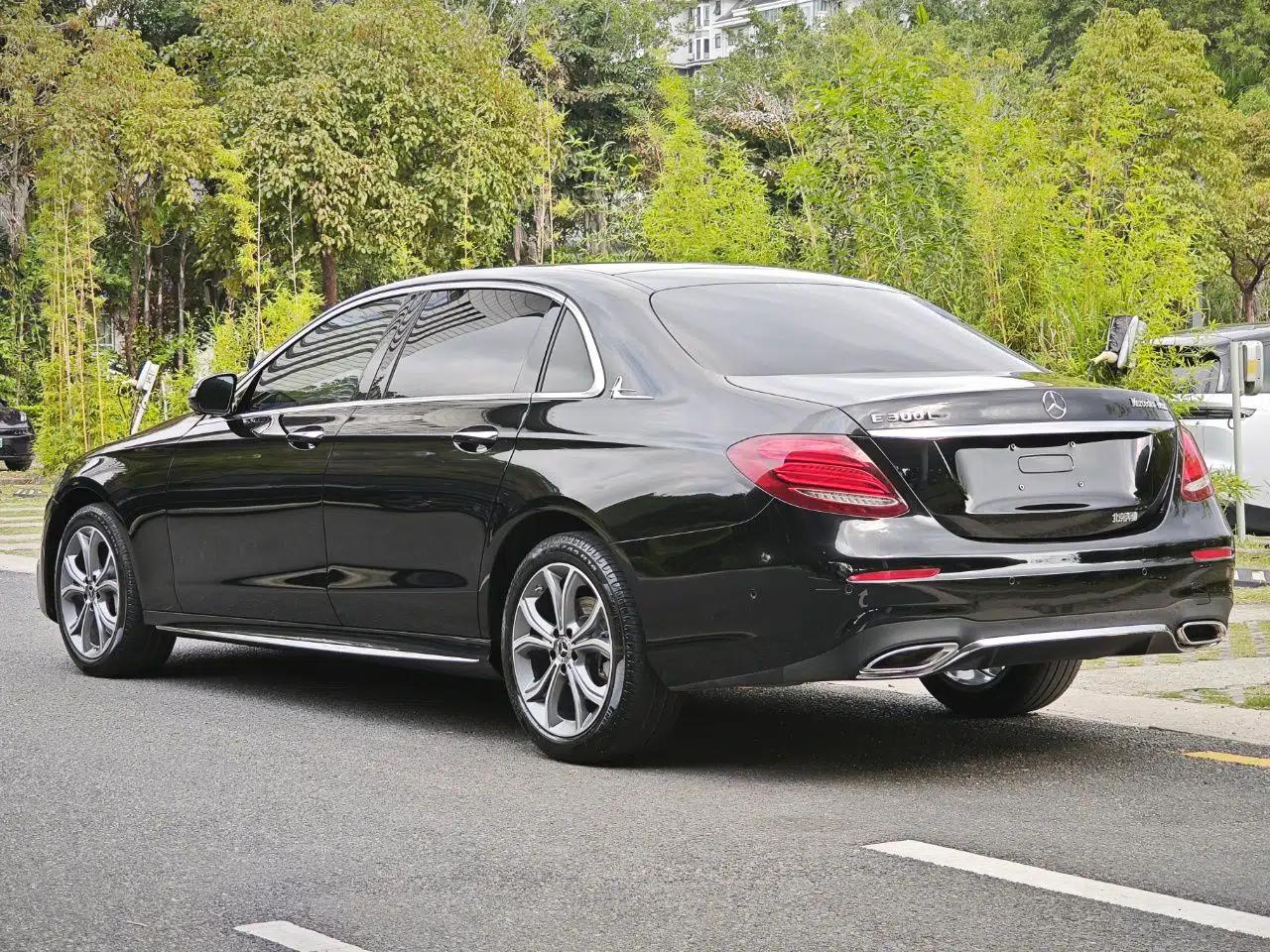 Mercedes-Benz E-Class 2020 Restyled E 300 L Sporty and Stylish Edition — миниатюра 5