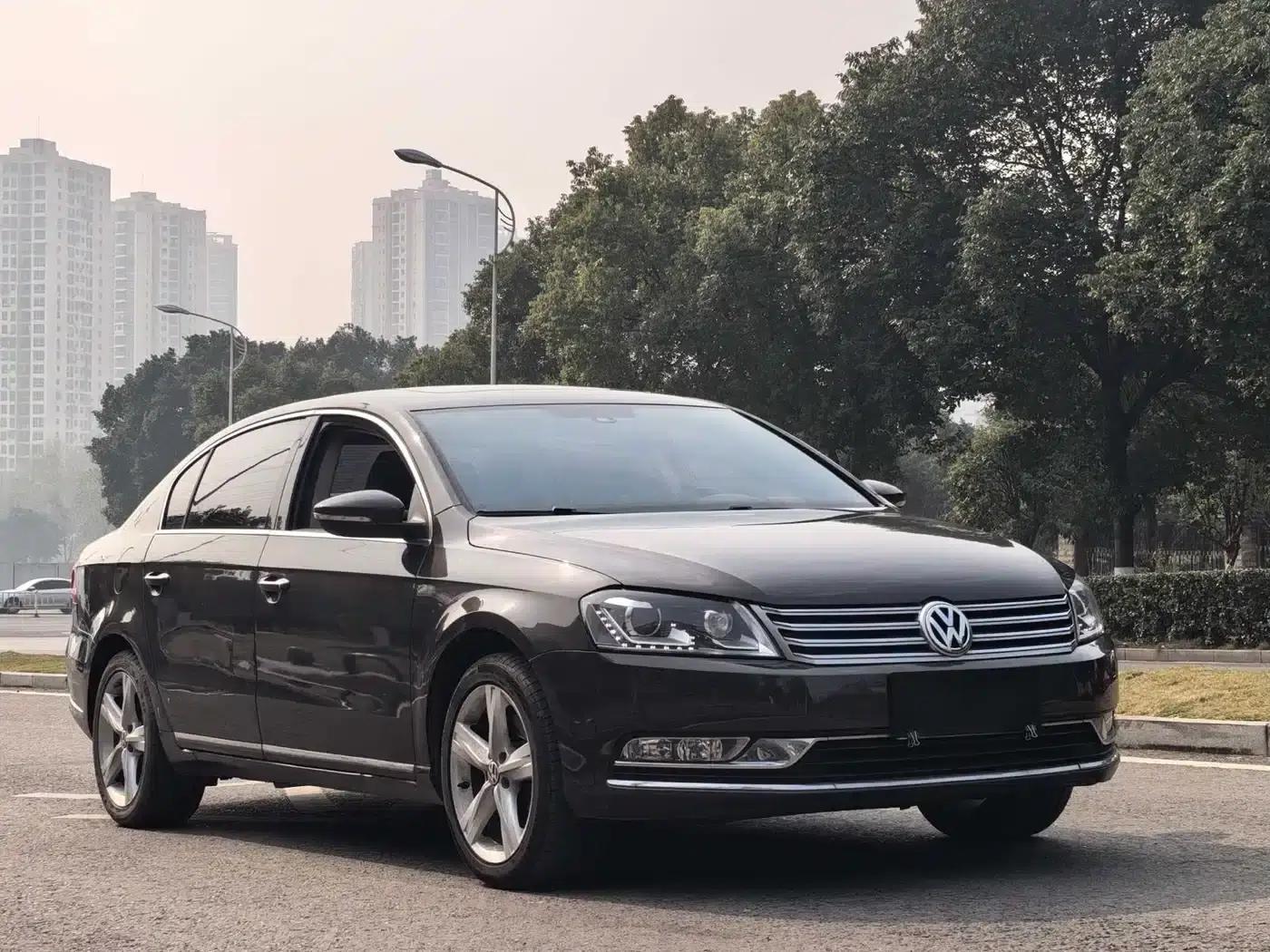 2016 Volkswagen Passat 2.0TSI Smart Luxury Edition — миниатюра 3