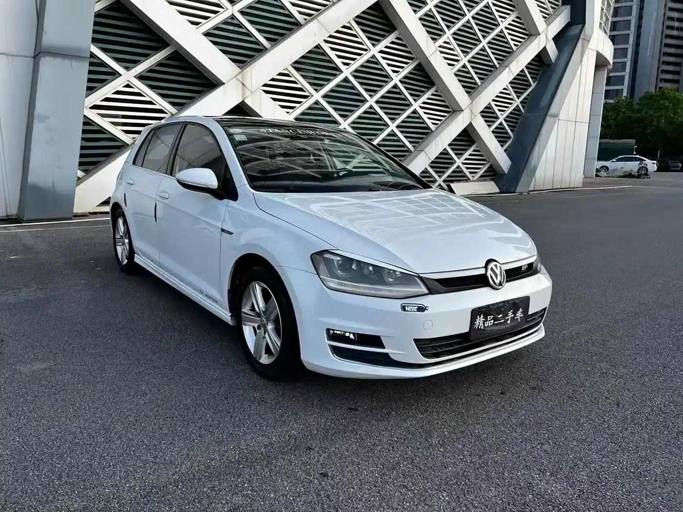 2016 Golf 230TSI Automatic Comfort — миниатюра 3