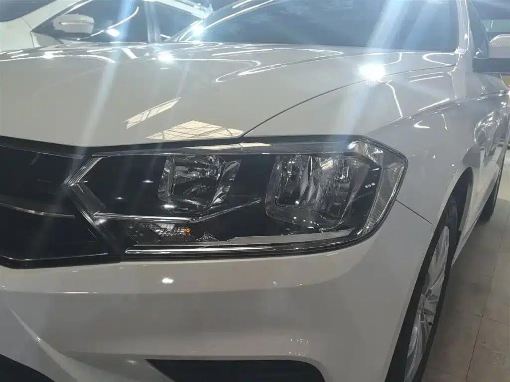 2019 Volkswagen Bora Facelift: Bora Legend 1.5L Automatic Fashion Model (China VI Emission Standard) — миниатюра 3