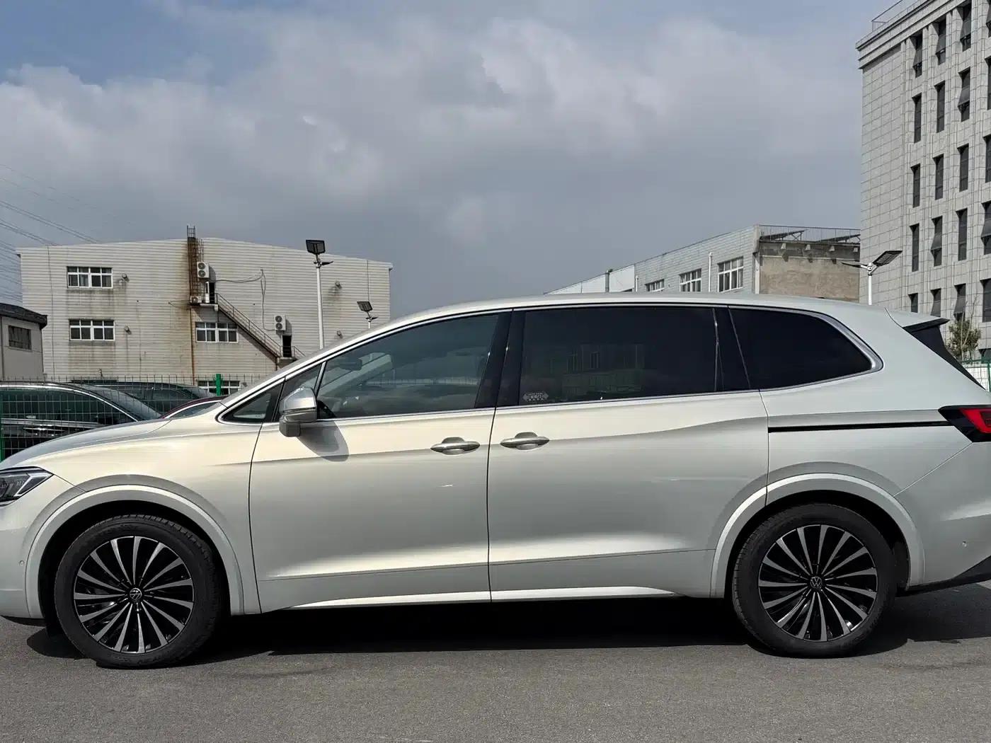 Viloran 2022 380TSI Premium Edition — миниатюра 20
