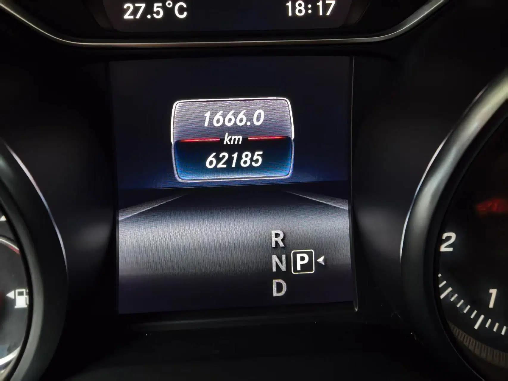 Mercedes-Benz CLA 2017 CLA 220 4MATIC — миниатюра 8