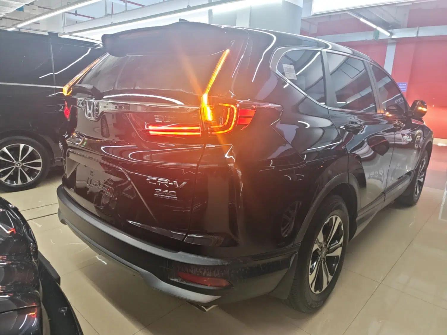 Honda CR-V 2021 240TURBO CVT 2WD Comfort Version — миниатюра 6