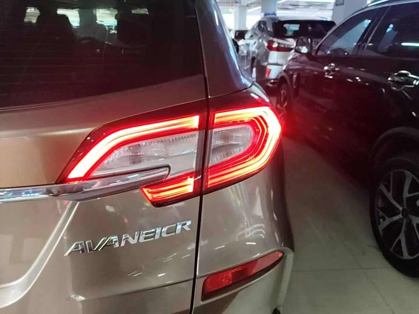 Honda Avancier 2017 240TURBO Two-Wheel Drive Comfort Version — миниатюра 7