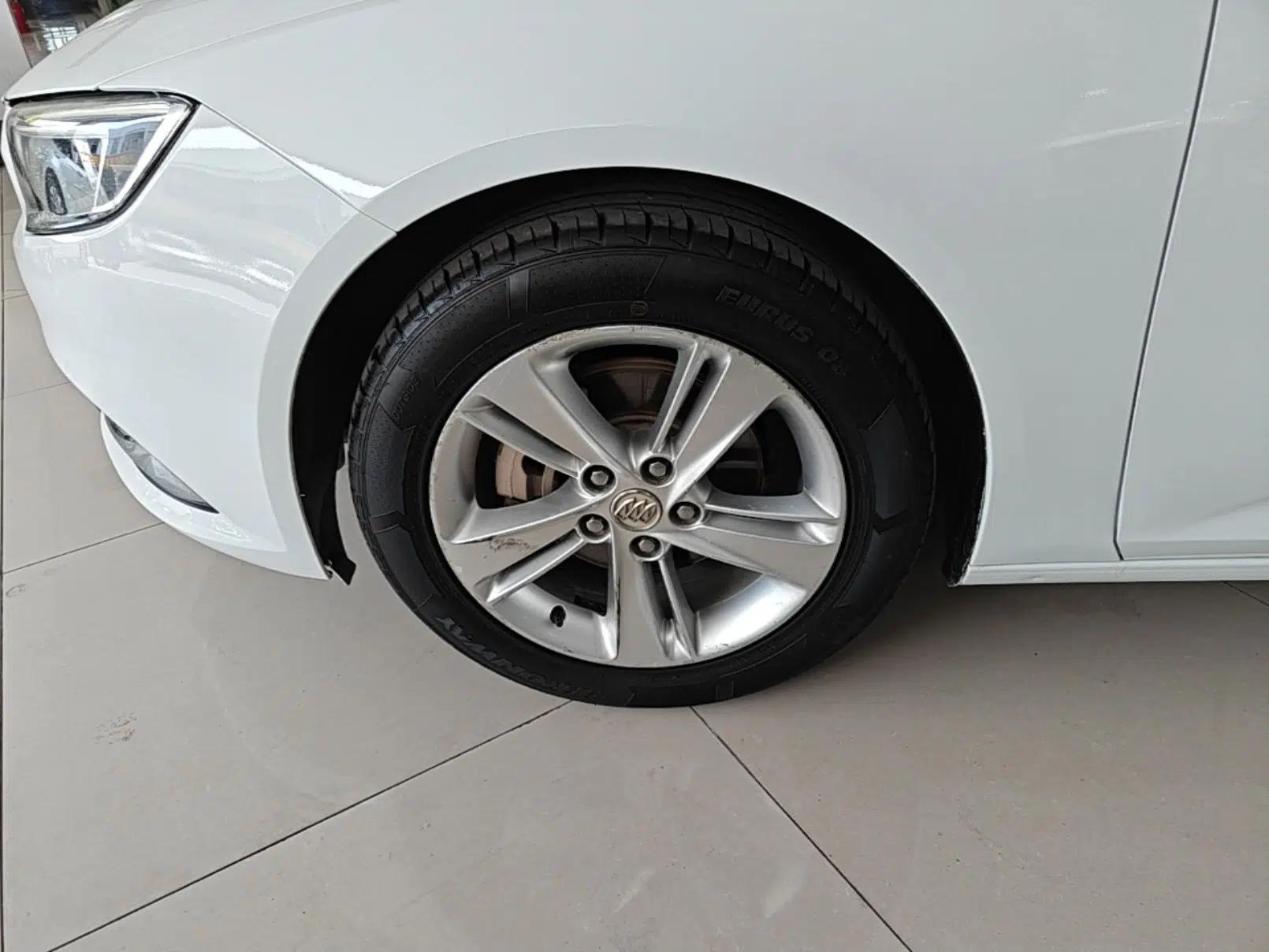 Buick Regal 2019 20T Elite Version China V Standard — миниатюра 8