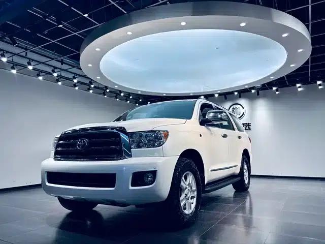 2016 Sequoia 5.7L Middle East Edition