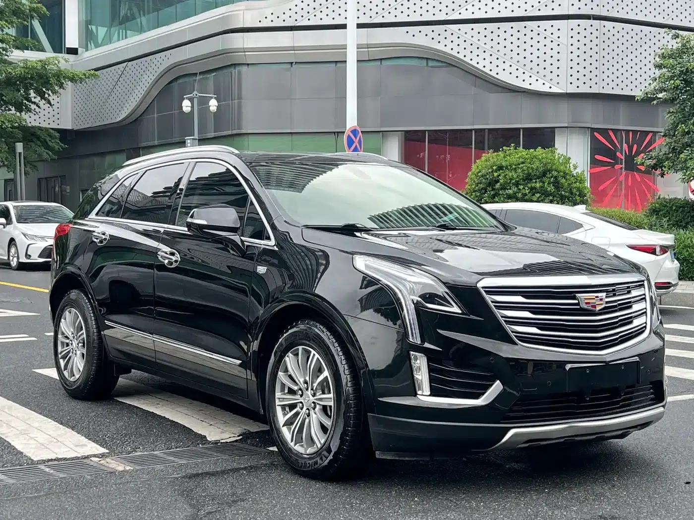 Cadillac XT5 2017 Anniversary Edition 28T AWD Luxury — миниатюра 3