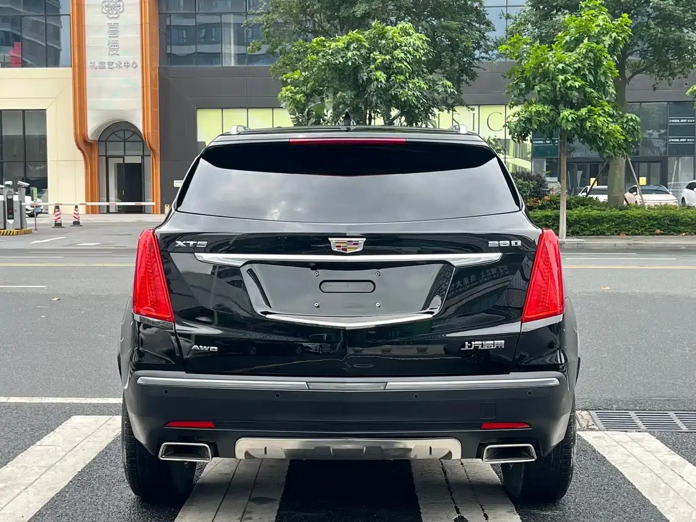 Cadillac XT5 2017 Anniversary Edition 28T AWD Luxury — миниатюра 5