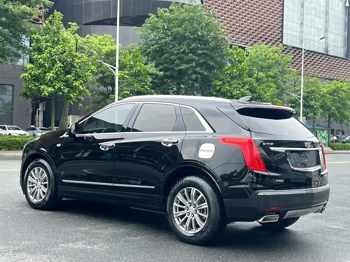 Cadillac XT5 2017 Anniversary Edition 28T AWD Luxury — миниатюра 6