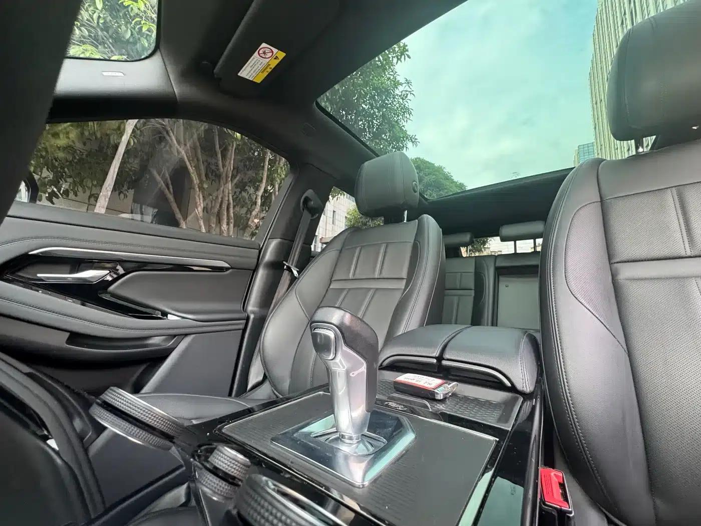 Range Rover Evoque 2020 249PS R-DYNAMIC S Obsidian Black Sport Edition — миниатюра 14