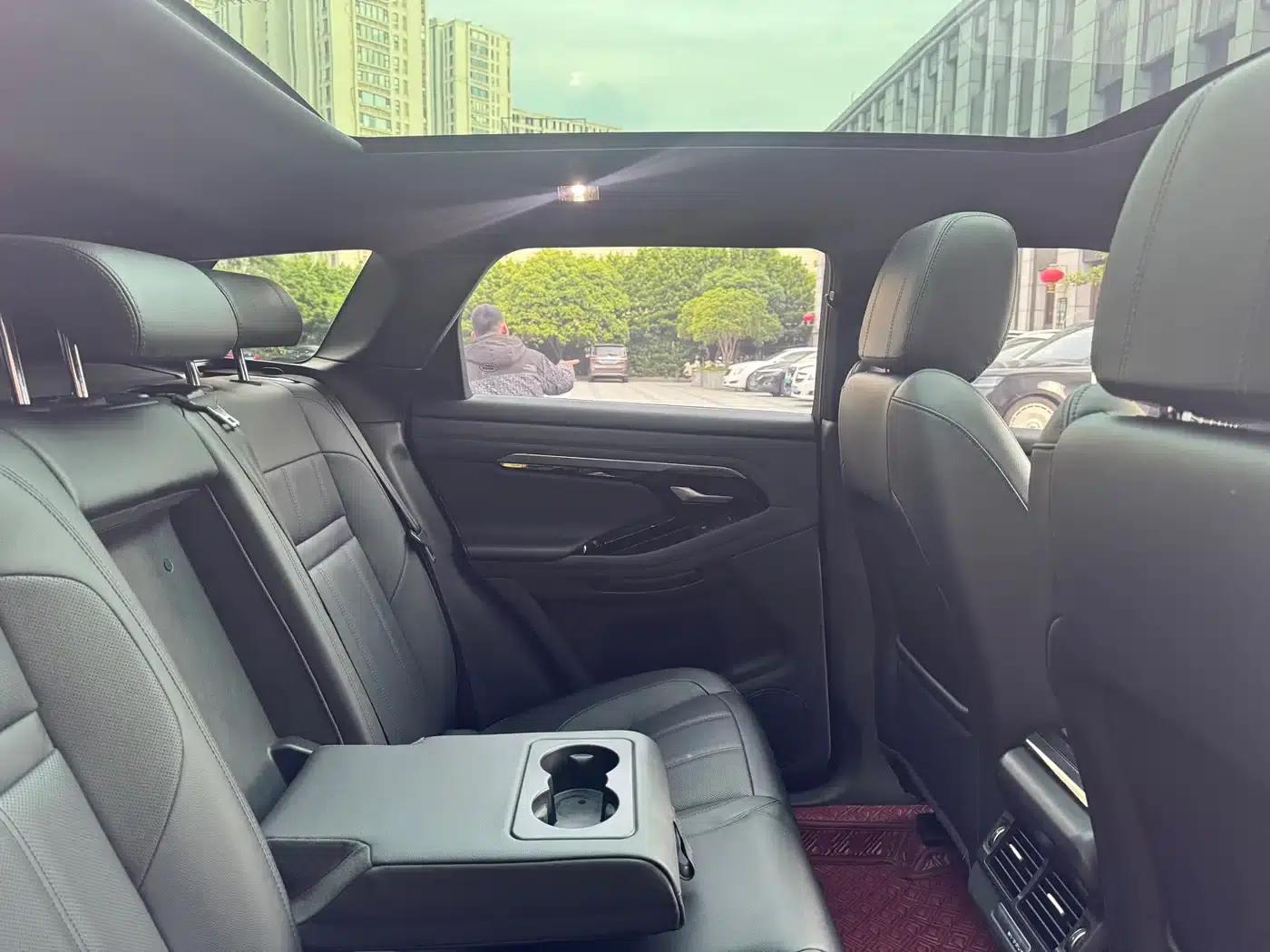 Range Rover Evoque 2020 249PS R-DYNAMIC S Obsidian Black Sport Edition — миниатюра 17