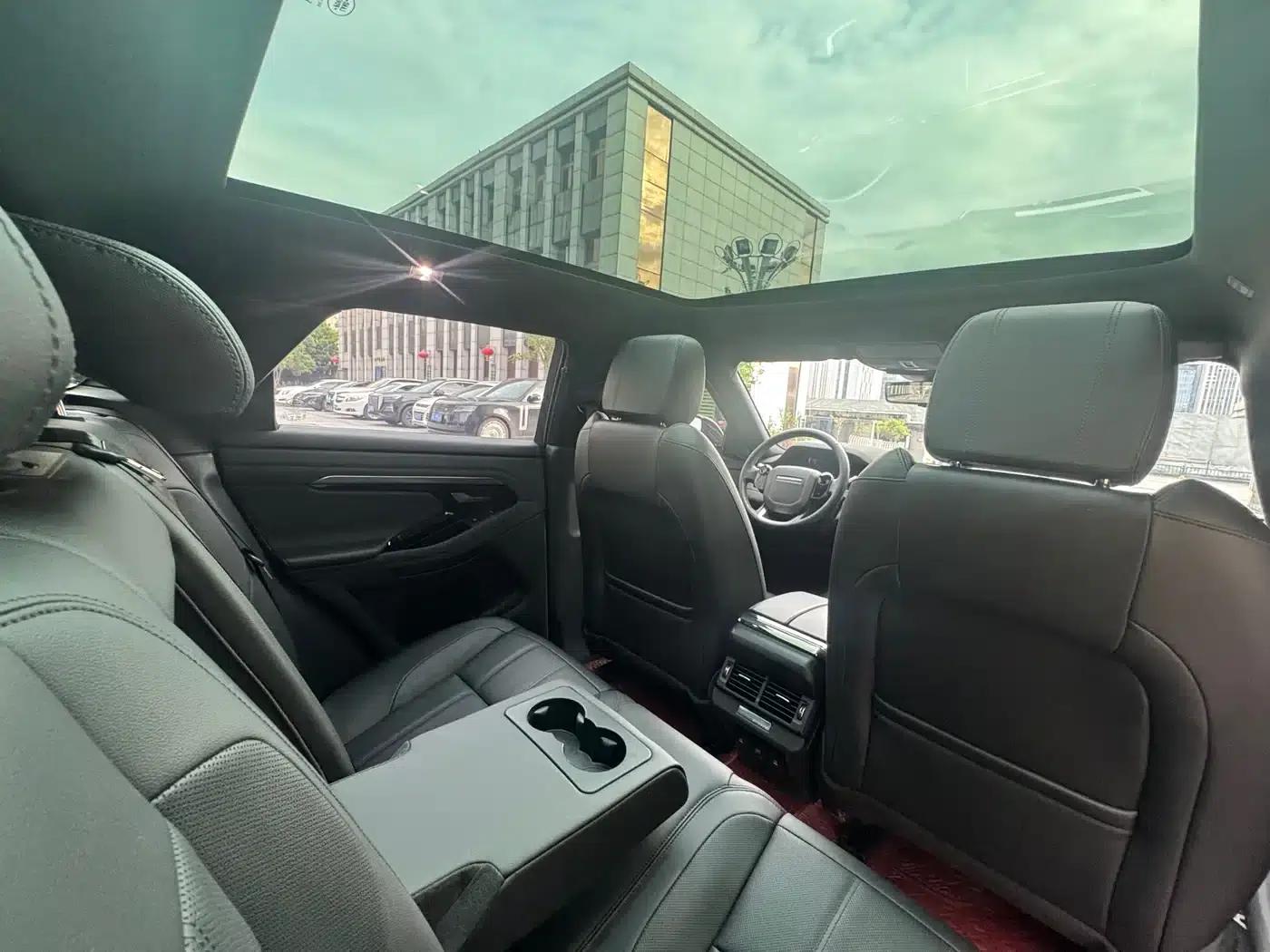 Range Rover Evoque 2020 249PS R-DYNAMIC S Obsidian Black Sport Edition — миниатюра 18