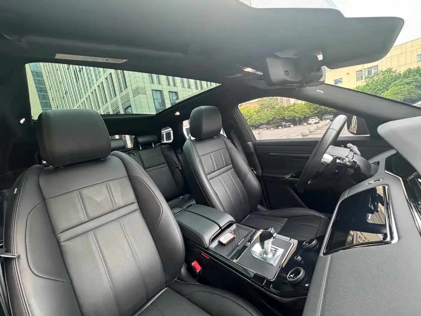 Range Rover Evoque 2020 249PS R-DYNAMIC S Obsidian Black Sport Edition — миниатюра 25