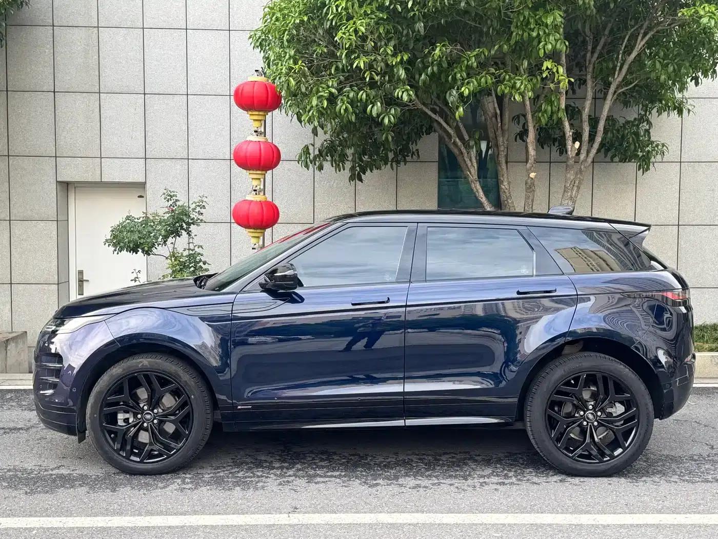 Range Rover Evoque 2020 249PS R-DYNAMIC S Obsidian Black Sport Edition — миниатюра 4