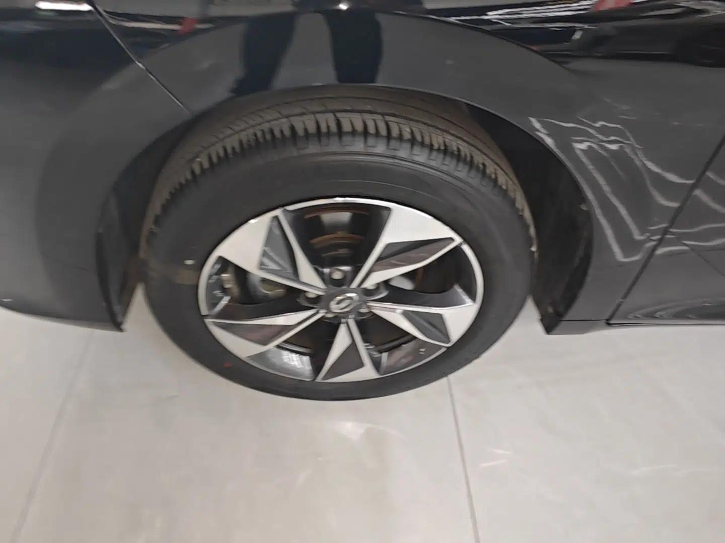 GAC Trumpchi M6 2023 PRO 270T DCT Luxury Edition — миниатюра 8