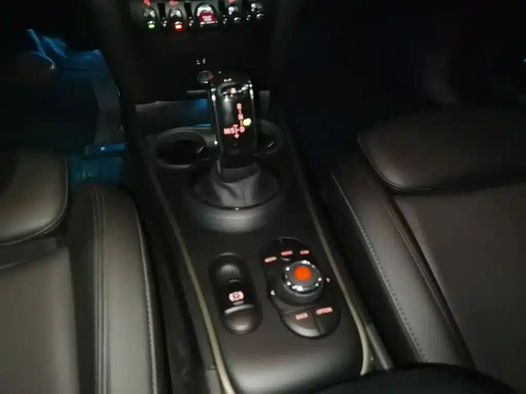 2020 MINI COUNTRYMAN 1.5T COOPER ALL4 — миниатюра 14