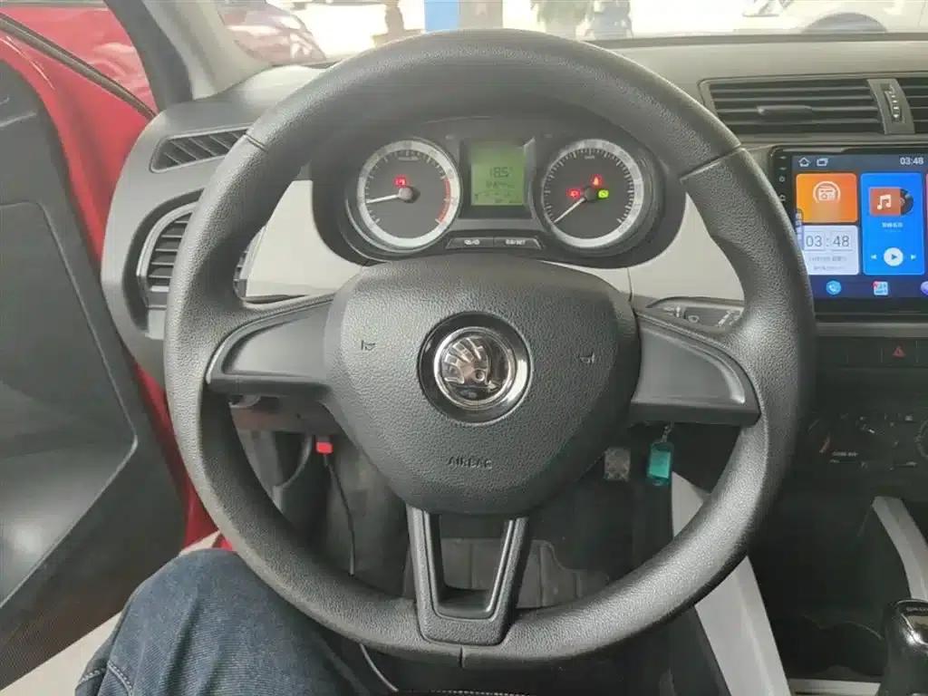 Fabia 2017 1.4L Automatic Enjoy Edition — миниатюра 11